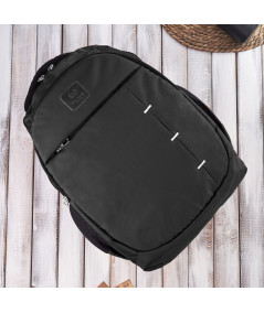 PAOLO PERUZZI Nagyméretű notebook hátizsák vízálló T-102-BL | fekete